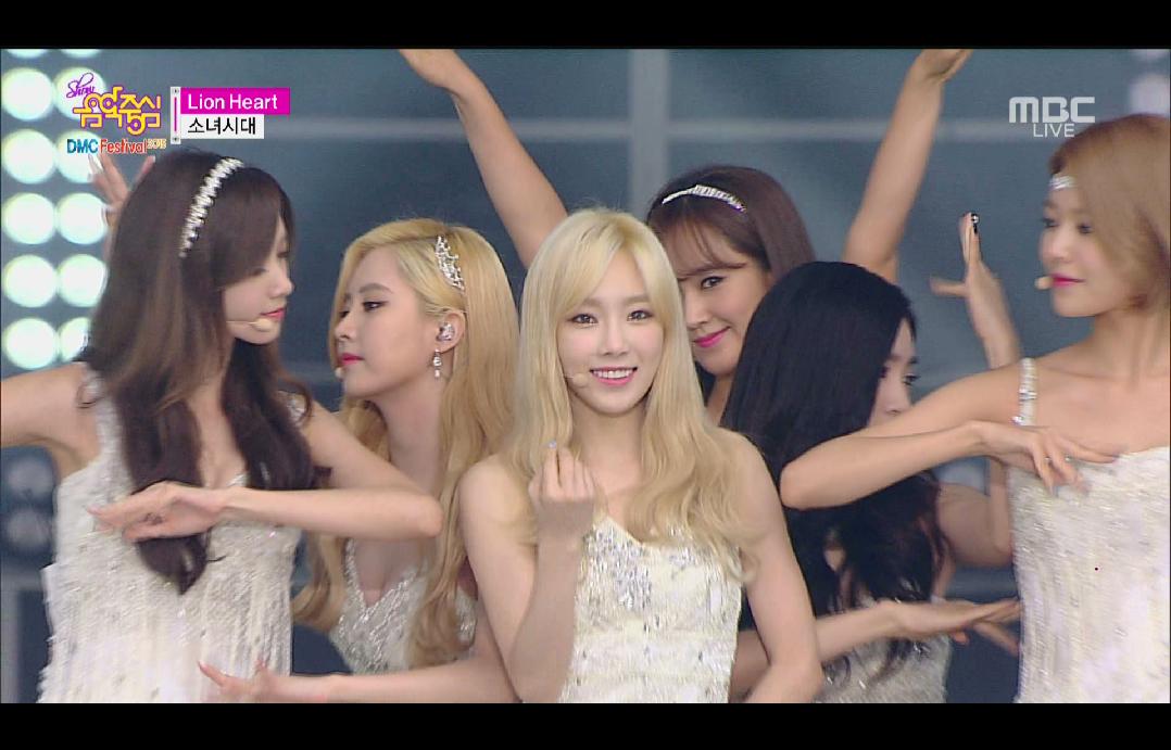 少女时代 - Lion Heart   Gee.150912 MBC 音乐中心 DMC Festival Special 1080i 2.jpg