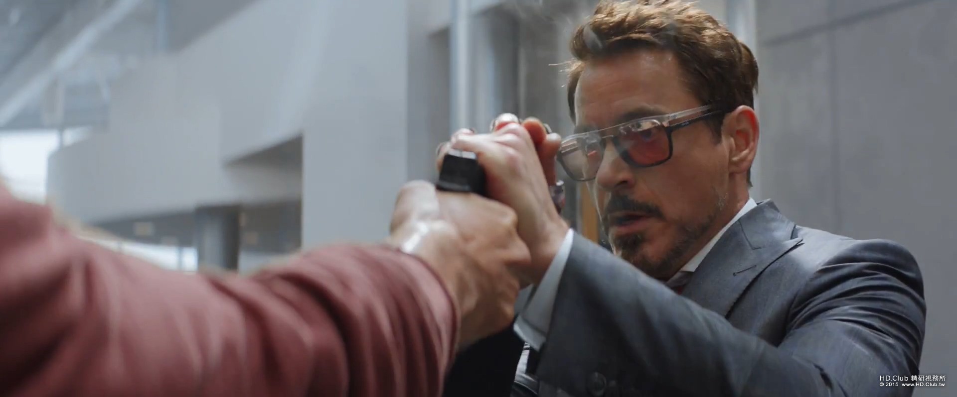 Marvel s Captain America  Civil War - Big Game Spot.mp4_20160208_091254.250.jpg
