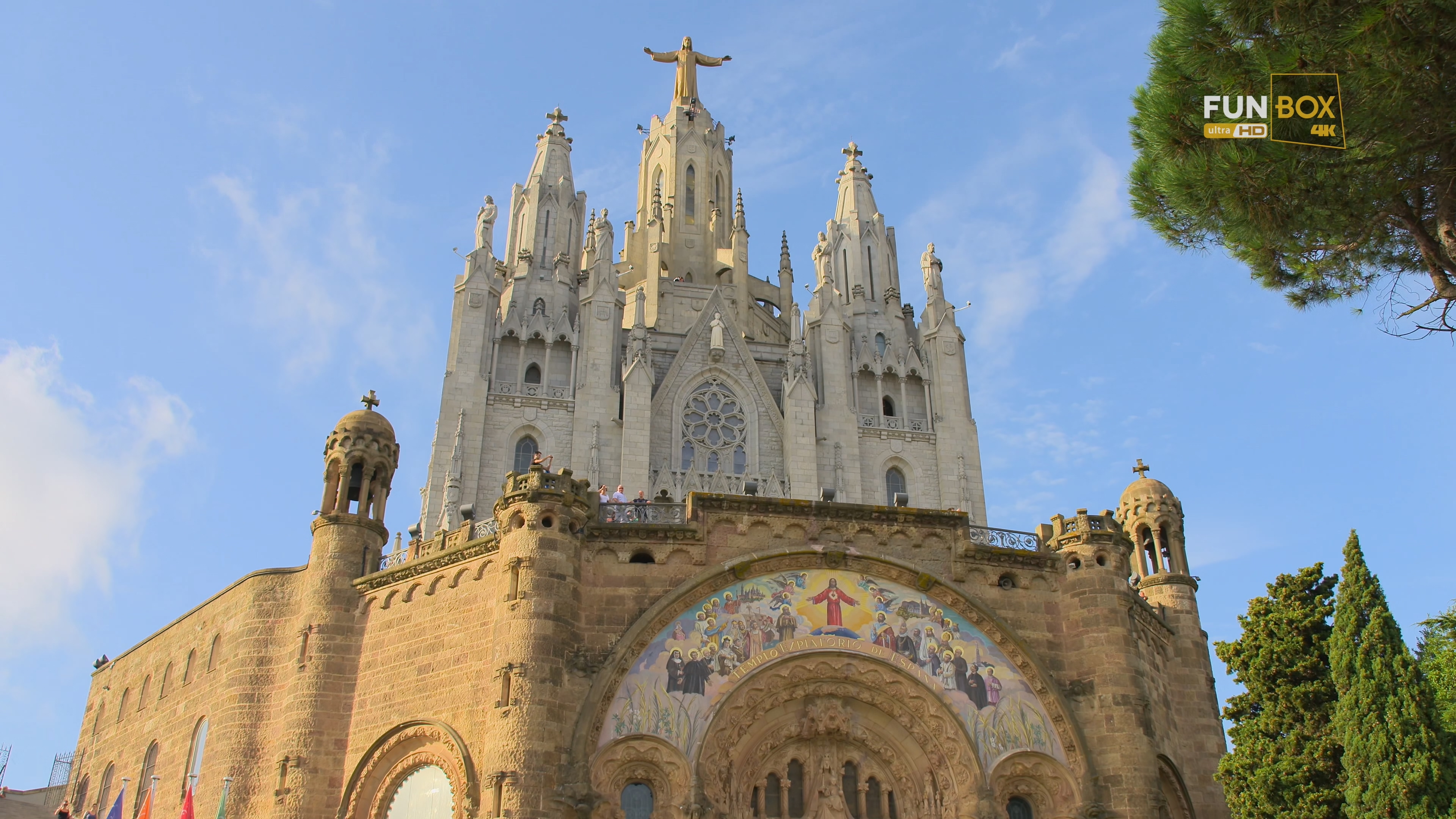 My Romantic cities - Barcelona (4K 2160p UHDTV HEVC AC3 En) Lotos2007.mkv_201603.jpg