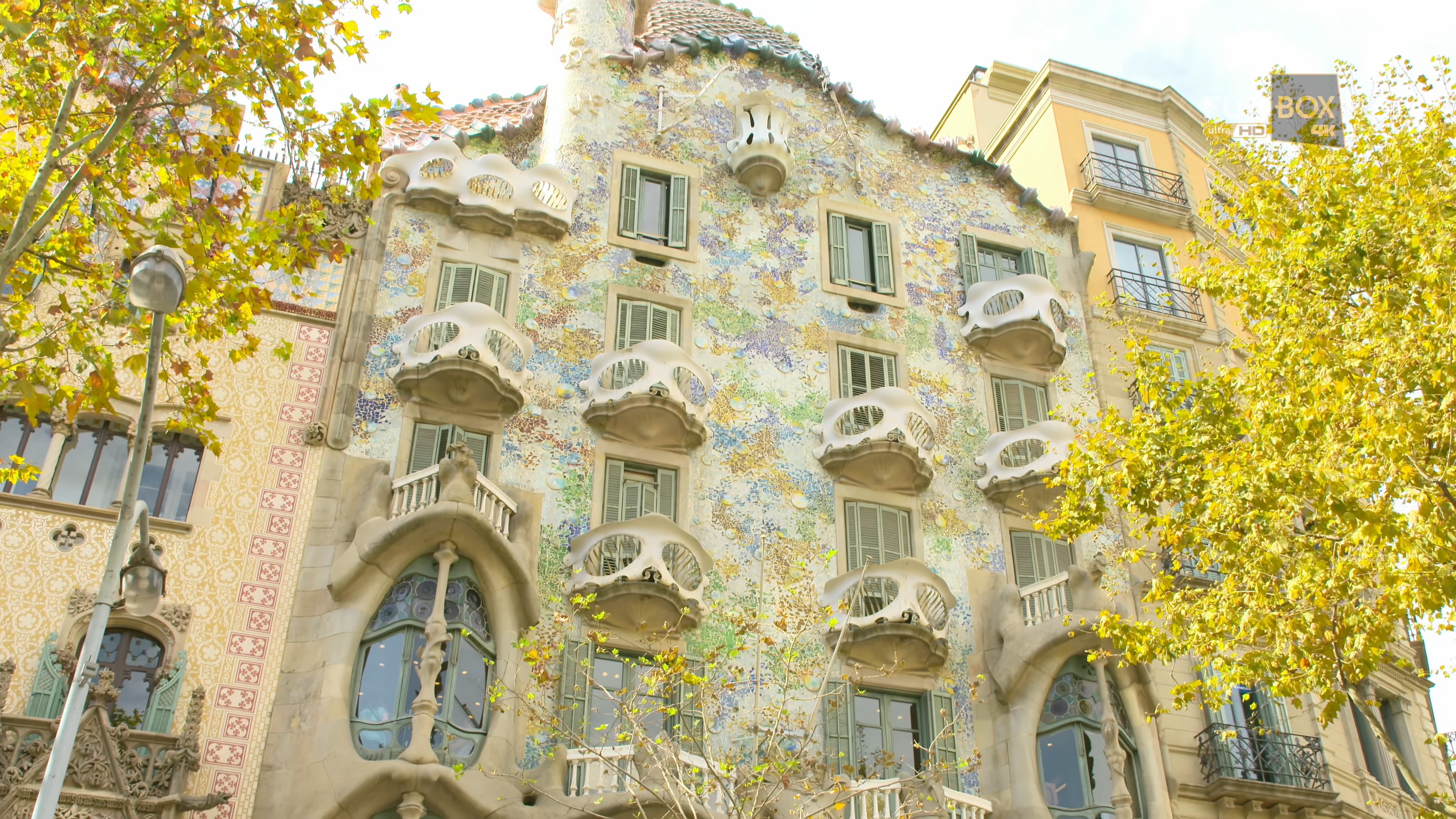 My Romantic cities - Barcelona (4K 2160p UHDTV HEVC AC3 En) Lotos2007.mkv_201603.jpg