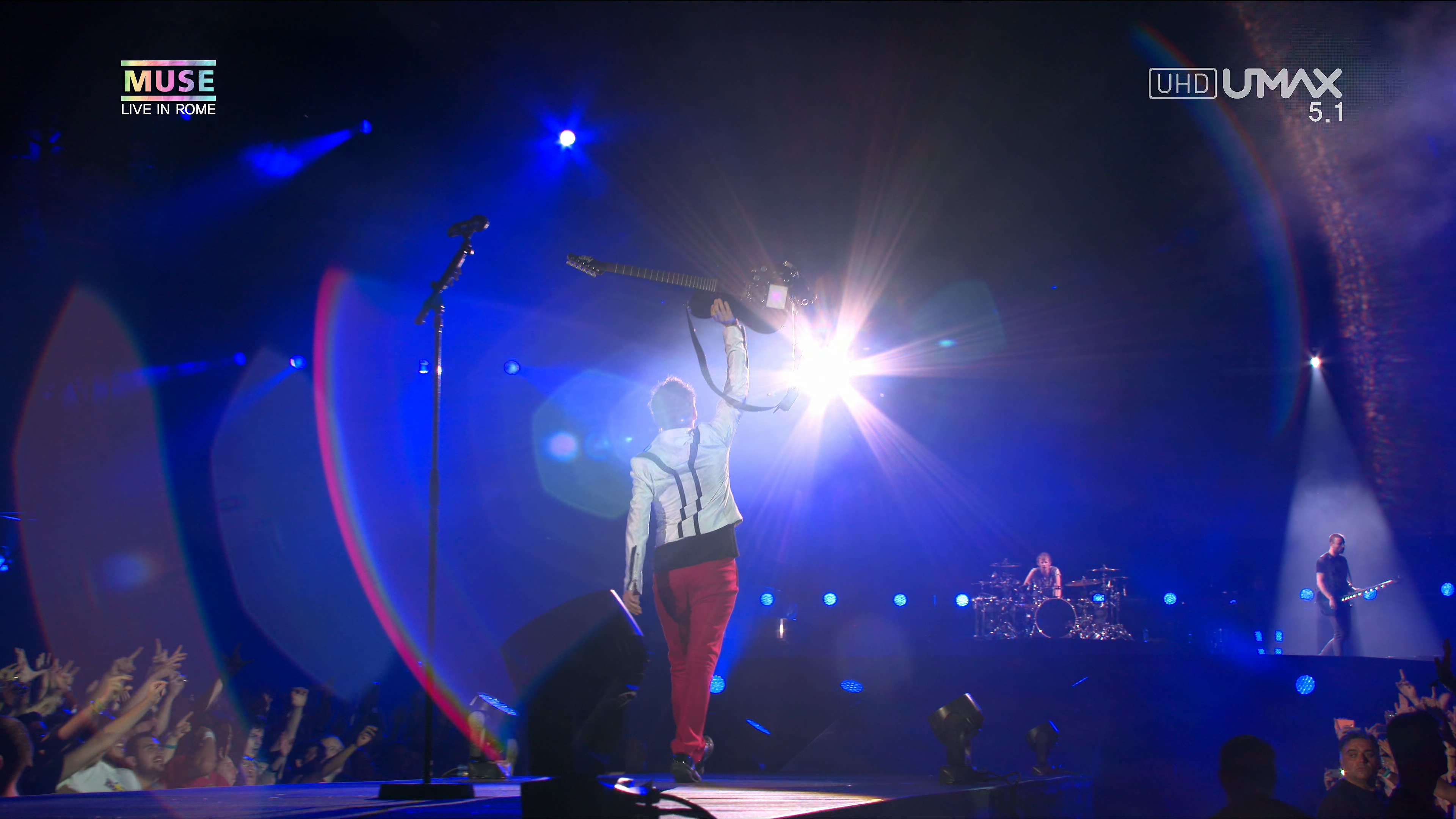 Muse.Live.At.Rome.Olympic.Stadium.2013.2160p.UHDTV.HEVC.mkv_20160312_231710.296.jpg