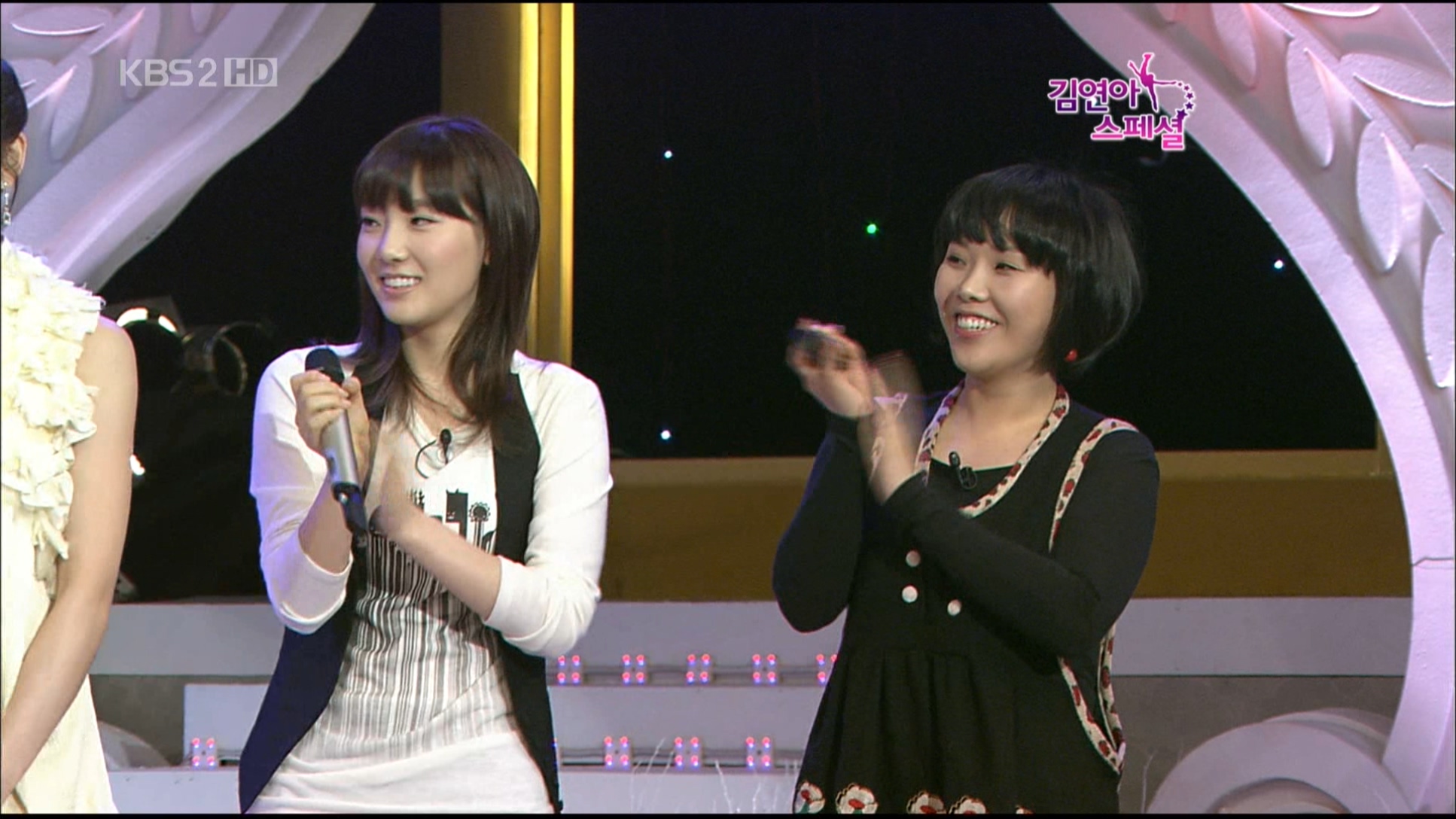 090101 KBS 파이팅코리아 김연아스페셜 - 태연 Cut.月光.ts_20160318_154305.957.jpg.jpg