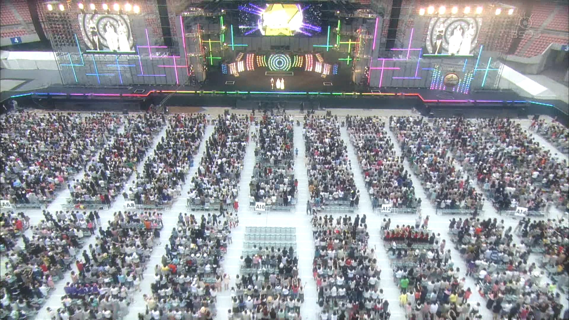 110820 kpop all star in Niigata.m2ts_20160401_110049.406.jpg