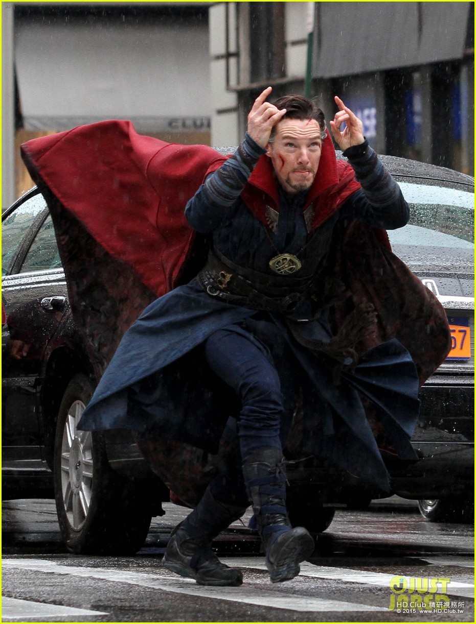 benedict-cumberbatch-films-doctor-strange-in-nyc-first-pics-41.jpg