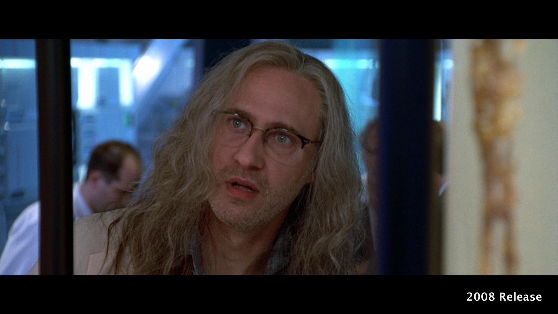 High-Def-Digest-www.highdefdigest_.com-Blu-ray-Independence-Day-2008_3_.jpg
