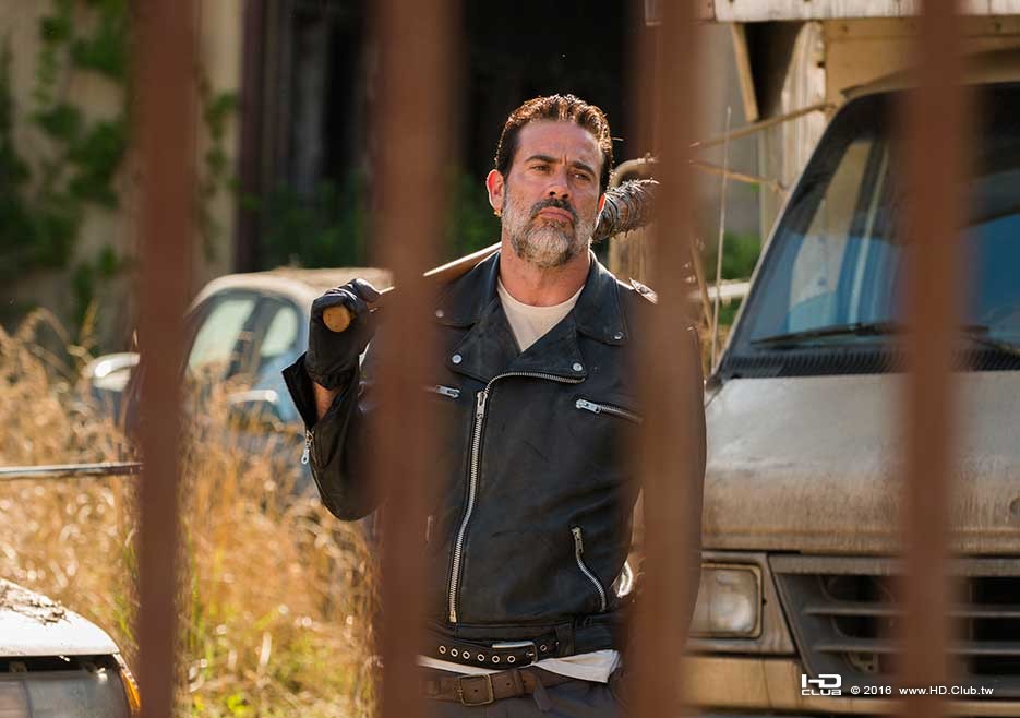 the-walking-dead-season-7-negan-morgan-935.jpg