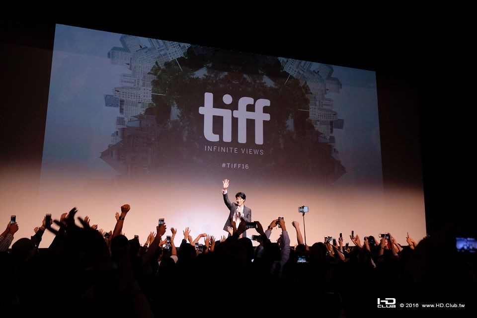 《火力全開》 多倫多世界首映映後現場反應沸騰.jpg