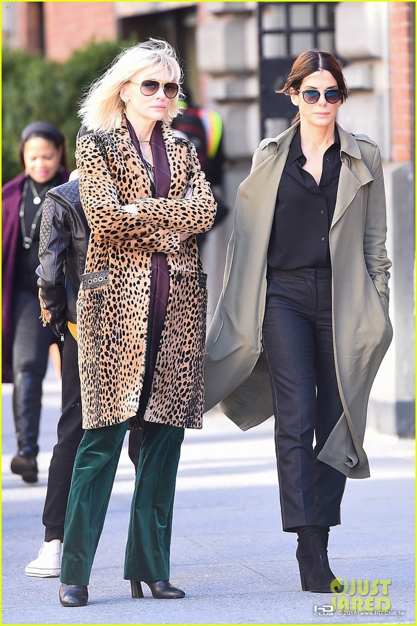sandra-bullock-cate-blanchett-get-to-work-on-oceans-eight-01.jpg