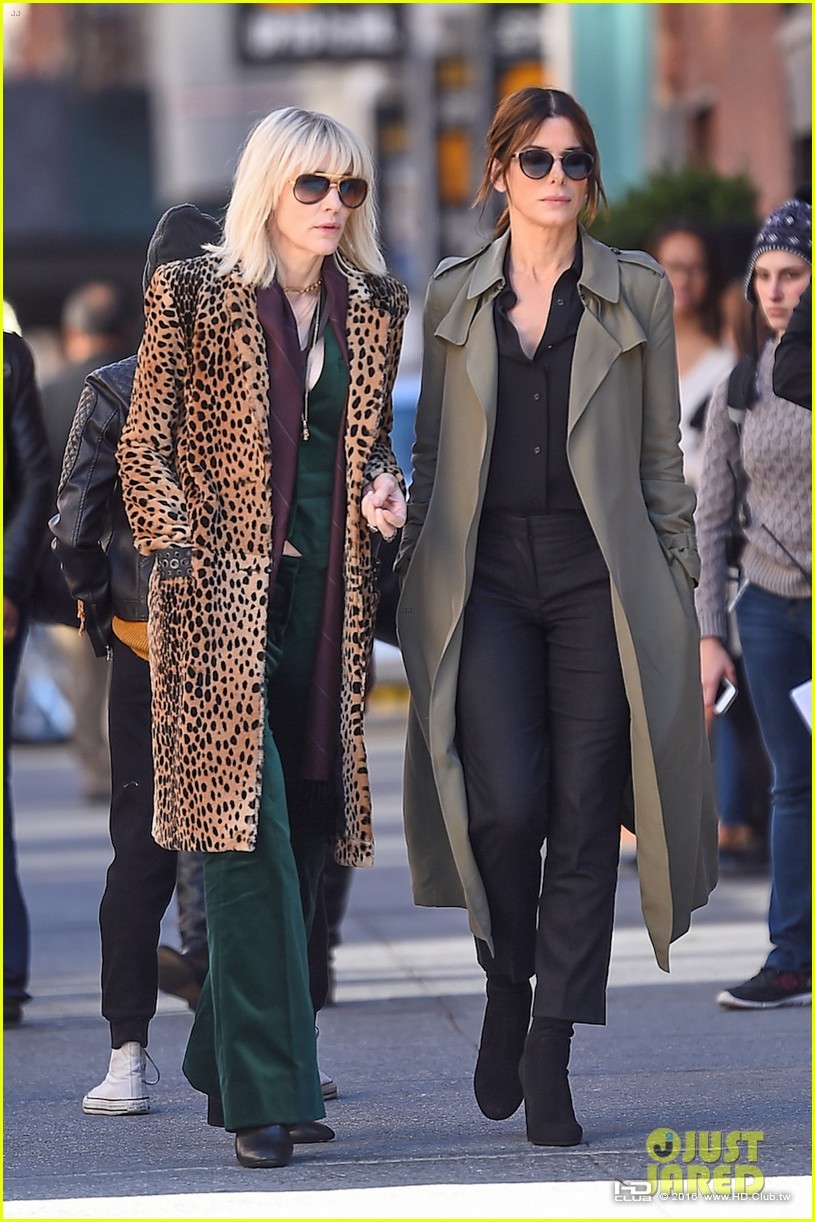 sandra-bullock-cate-blanchett-get-to-work-on-oceans-eight-28.jpg