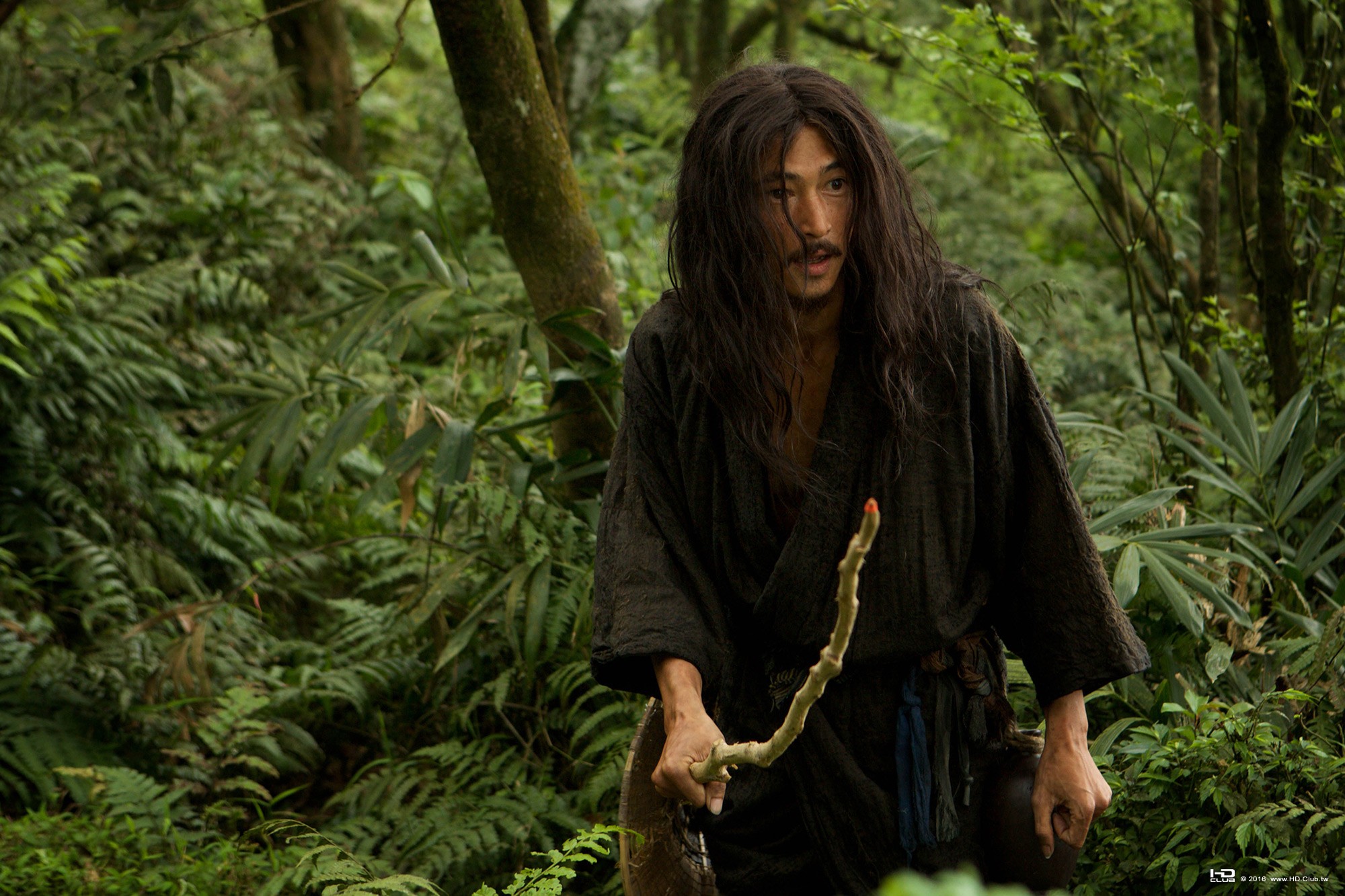 Kubozuka-Yosuke-play-Japanese-guide-Eat-Giraud-Silence.jpg