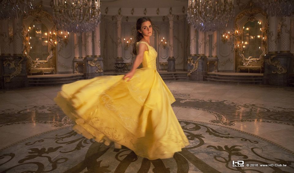 beauty-and-the-beast-movie-image-belle-emma-watson.jpg
