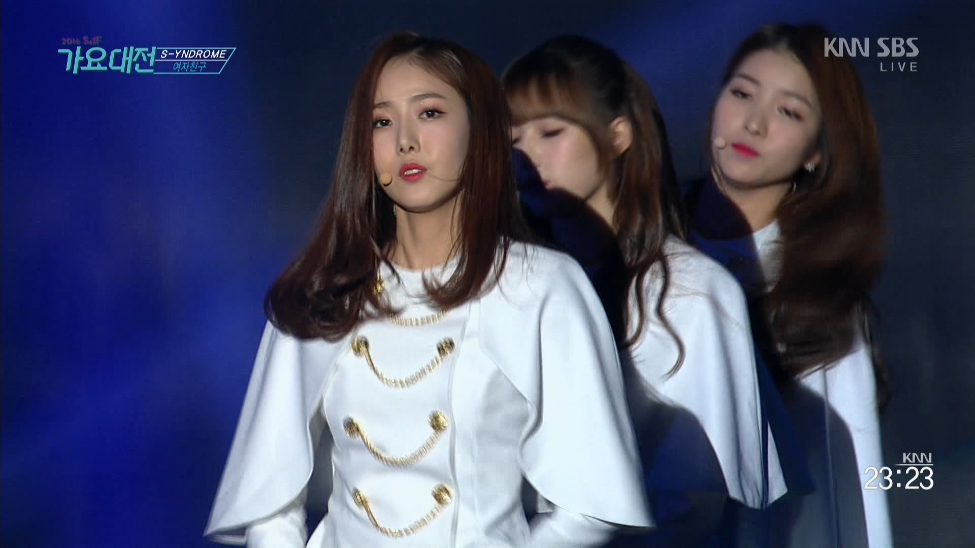 161226.KNN.2016 SAF 가요대전.1-2부 통합.HDTV.1080i.by.Shaytyen.ts_20170101_13173.jpg