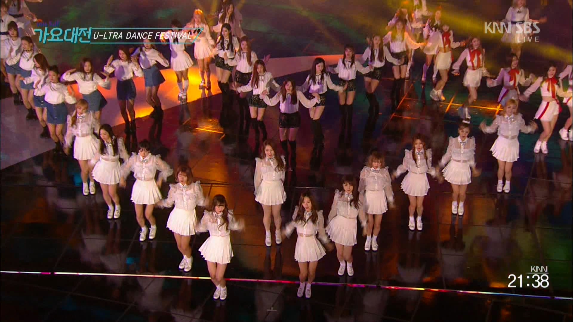 161226.KNN.2016 SAF 가요대전.1-2부 통합.HDTV.1080i.by.Shaytyen.ts_20170101_13101.jpg