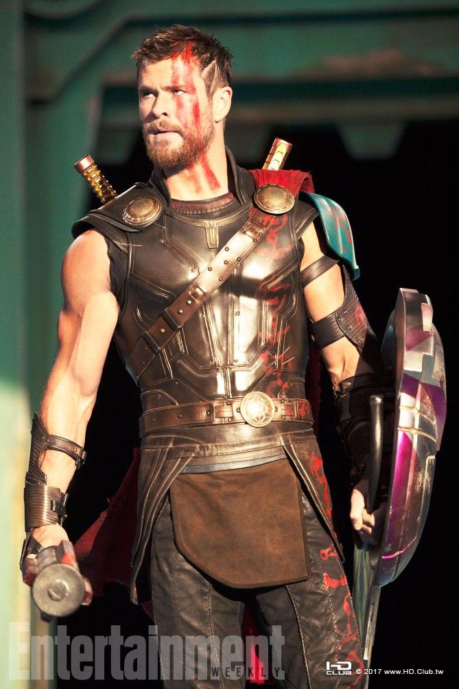 thor-ragnarok-chris-hemsworth-image-1.jpg