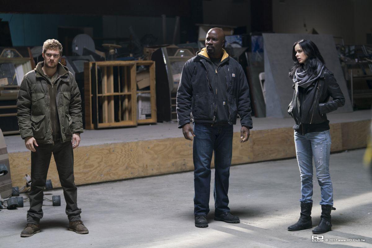defenders_03_0.jpg