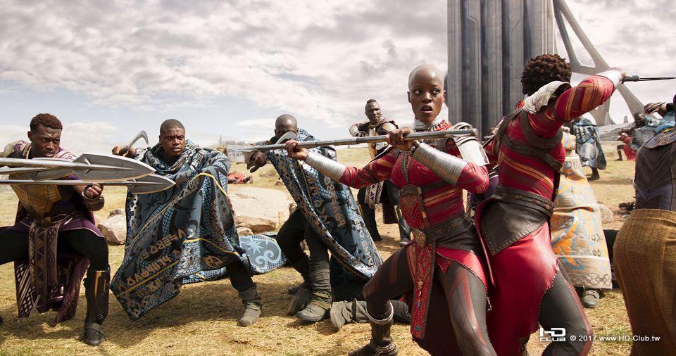 black-panther-movie-image-7.jpg