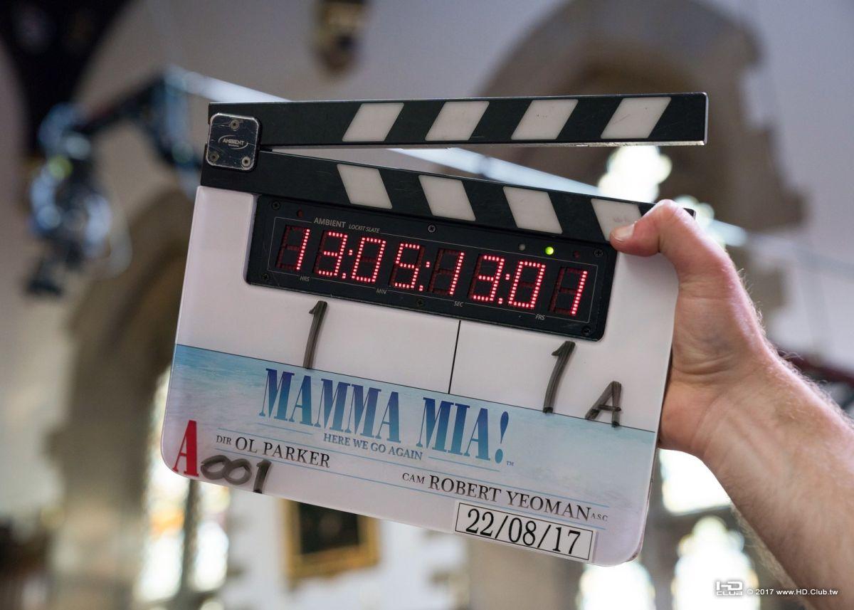 universal_pictures_mamma_mia_clapboard.jpg