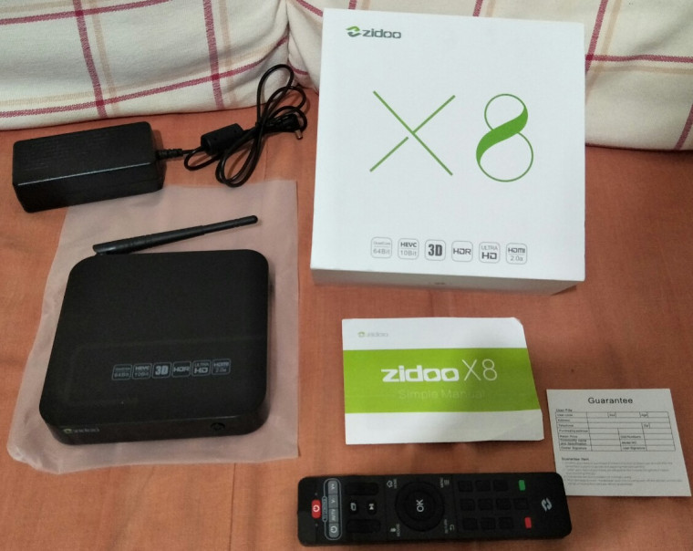 Zidoo X8S 9成新 原廠盒裝，電源加強版，韌體1.42
