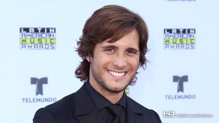 diego_boneta.jpg