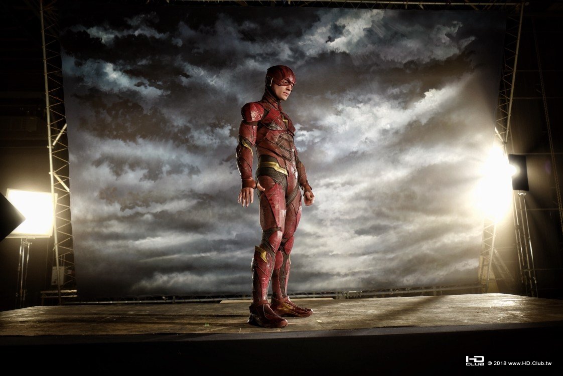 Flash-Costume-Test-JL.jpg