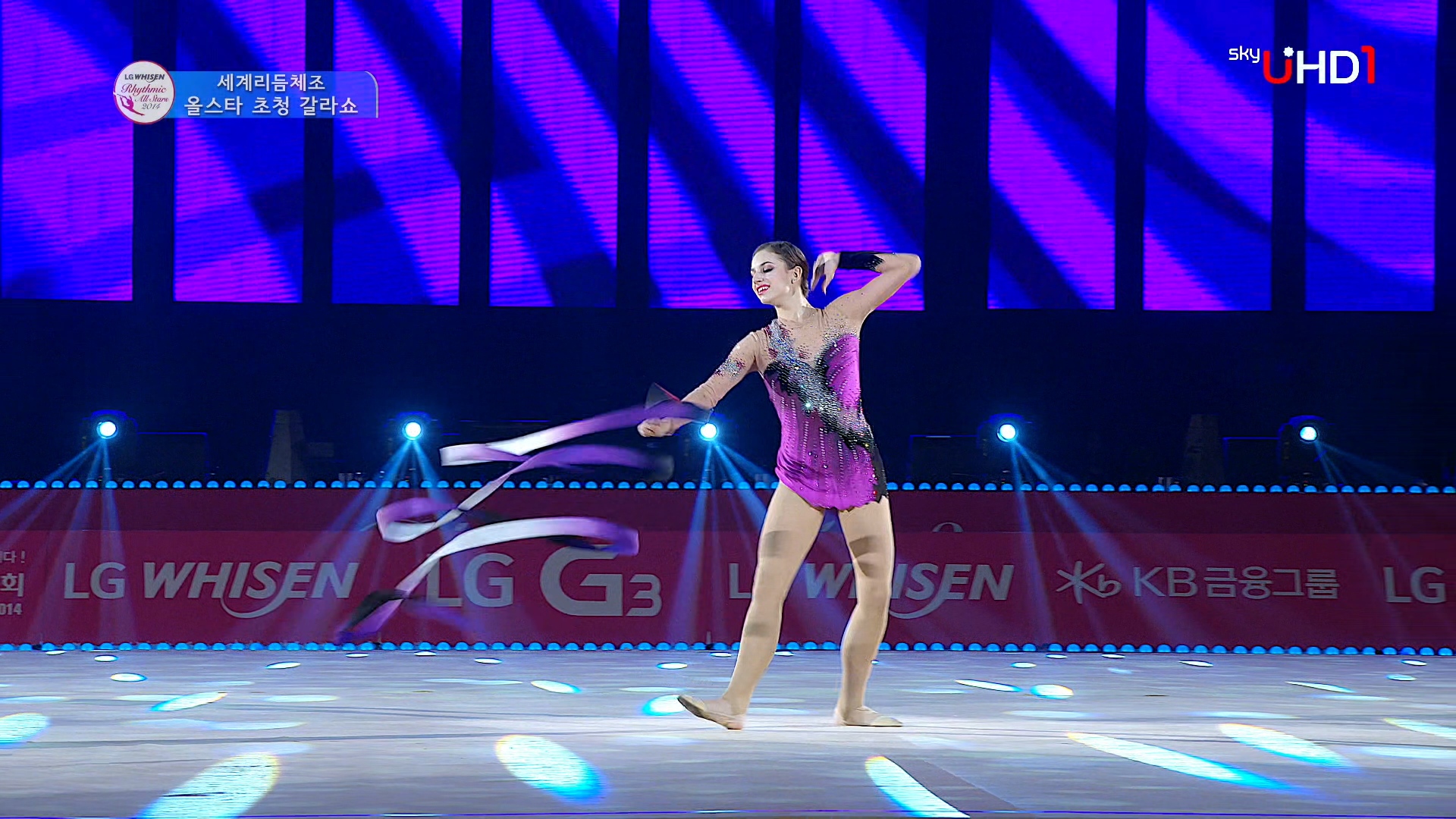 [SkyUHD.4K.现场] 全明星选手邀请表演 第1部 2160p UHDTV AAC 2.0 HEVC_60fps_10bit.t.jpg