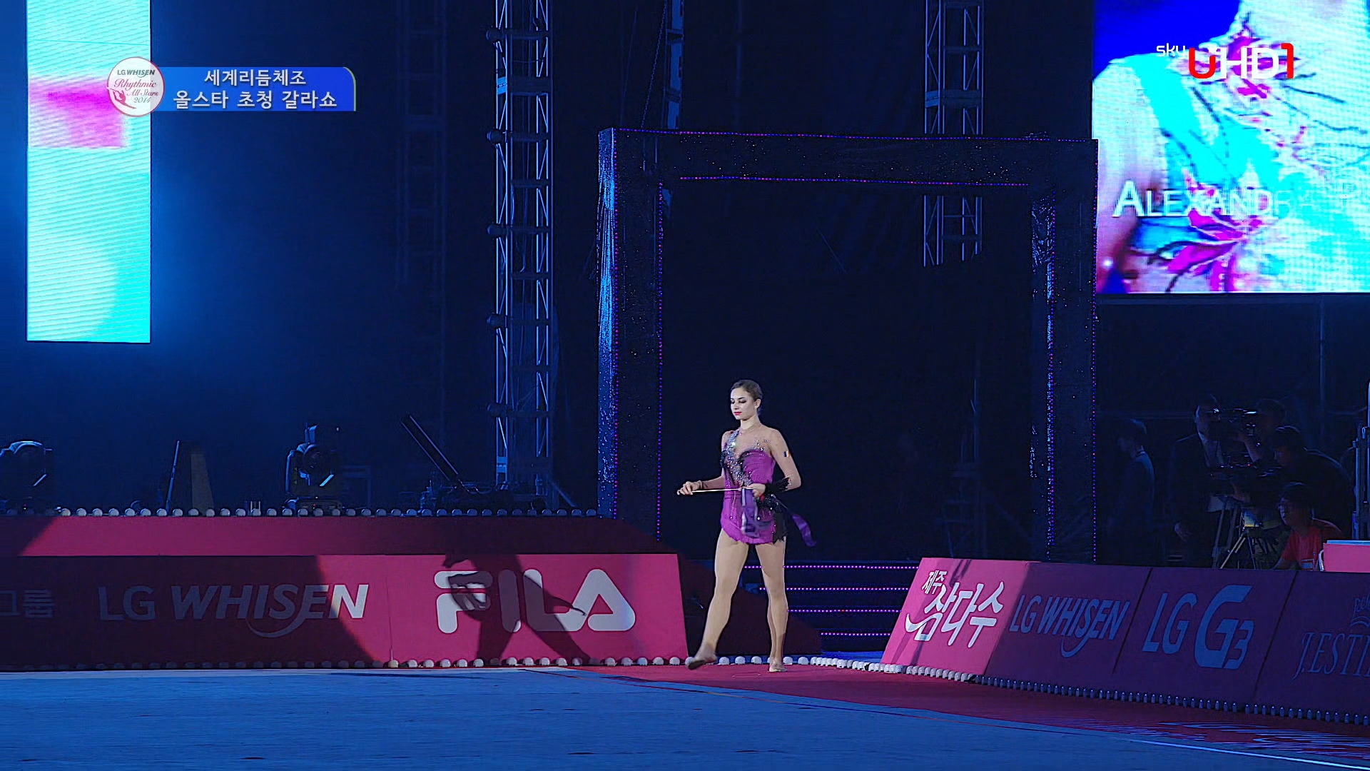 [SkyUHD.4K.现场] 全明星选手邀请表演 第1部 2160p UHDTV AAC 2.0 HEVC_60fps_10bit.t.jpg