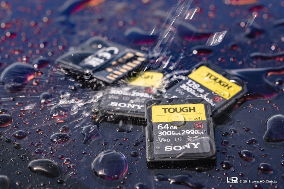 (2) Sony TOUGH SD記憶卡,具備高等級的IPX8防水規格、搭配IP6X防塵及超強抗彎折能力, .jpg