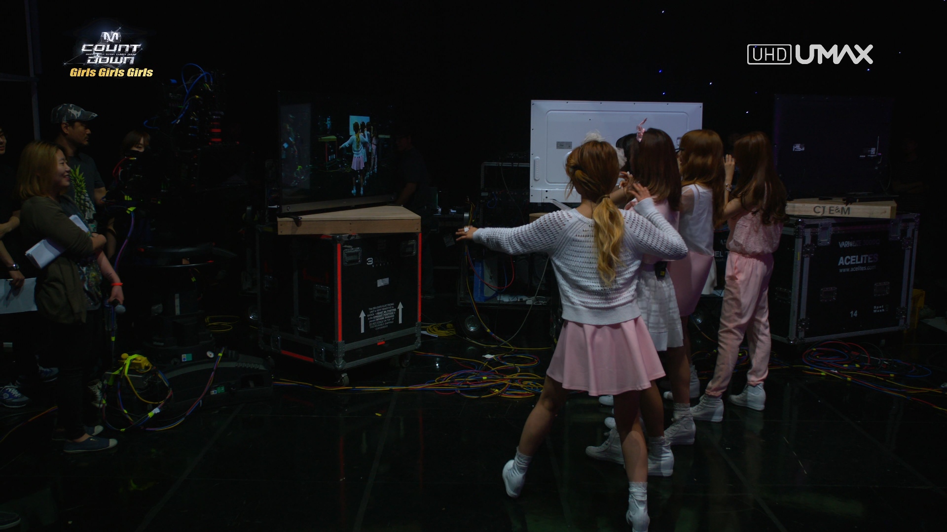 [UMAX.4K] 韩国女团女星[Rainbow][AOA][T-ara][Orange Caramel][Apink][佳仁][智娜][.jpg