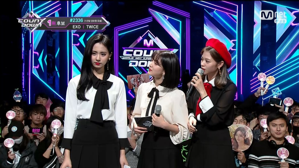 (dlvhpme3100)TWICE - MC Cut + Yes or Yes + Encore (M!Countdown 2018.11.15).ts_sn.jpg