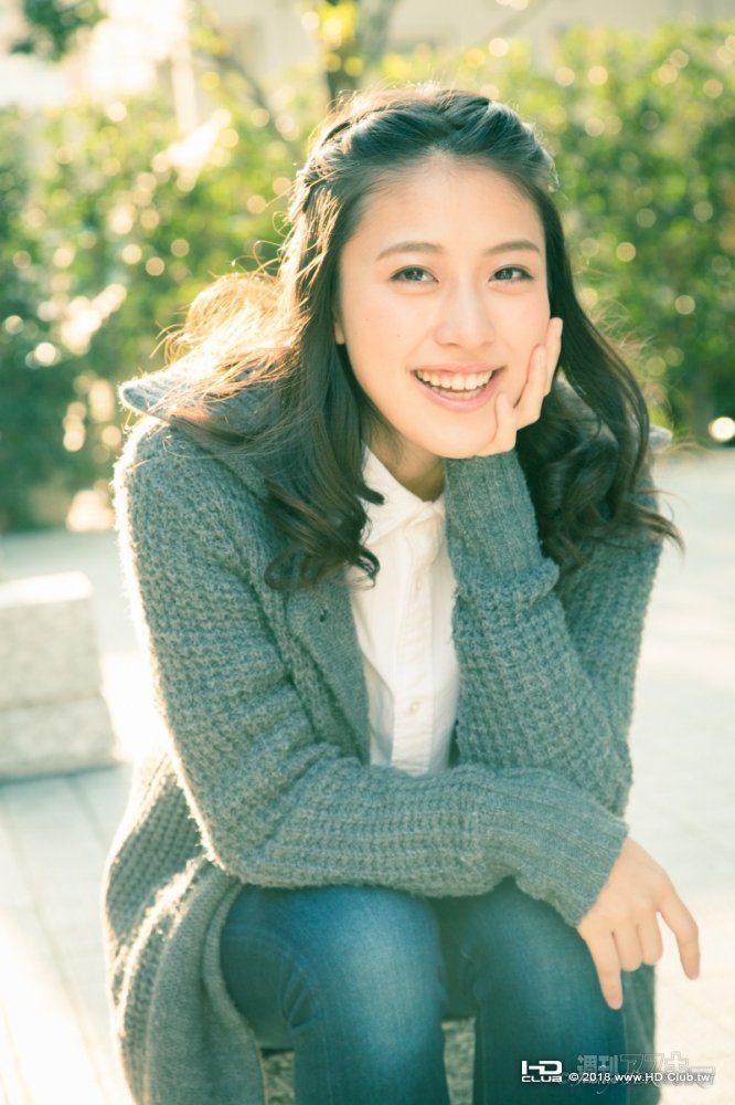 20140302yamag_Ayaka_3_cs1e1_x1000.jpg