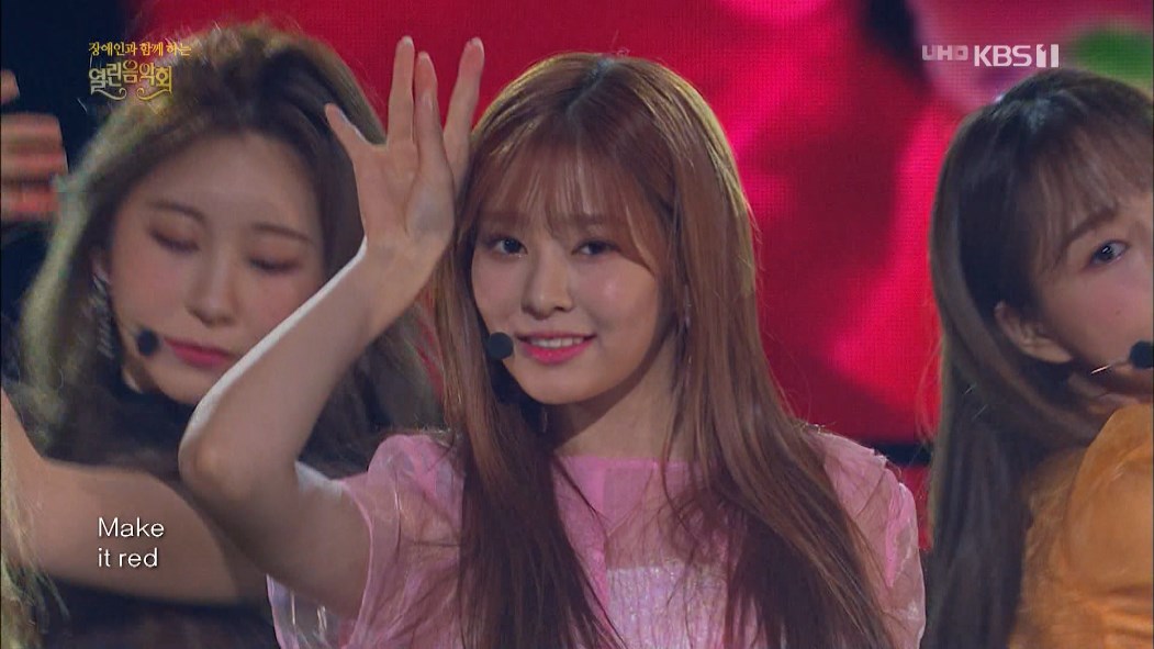 (dlvhpme3100)190421 IZONE - Violeta + La Vie en Rose (Open Concert) [KBS1].ts_sn.jpg