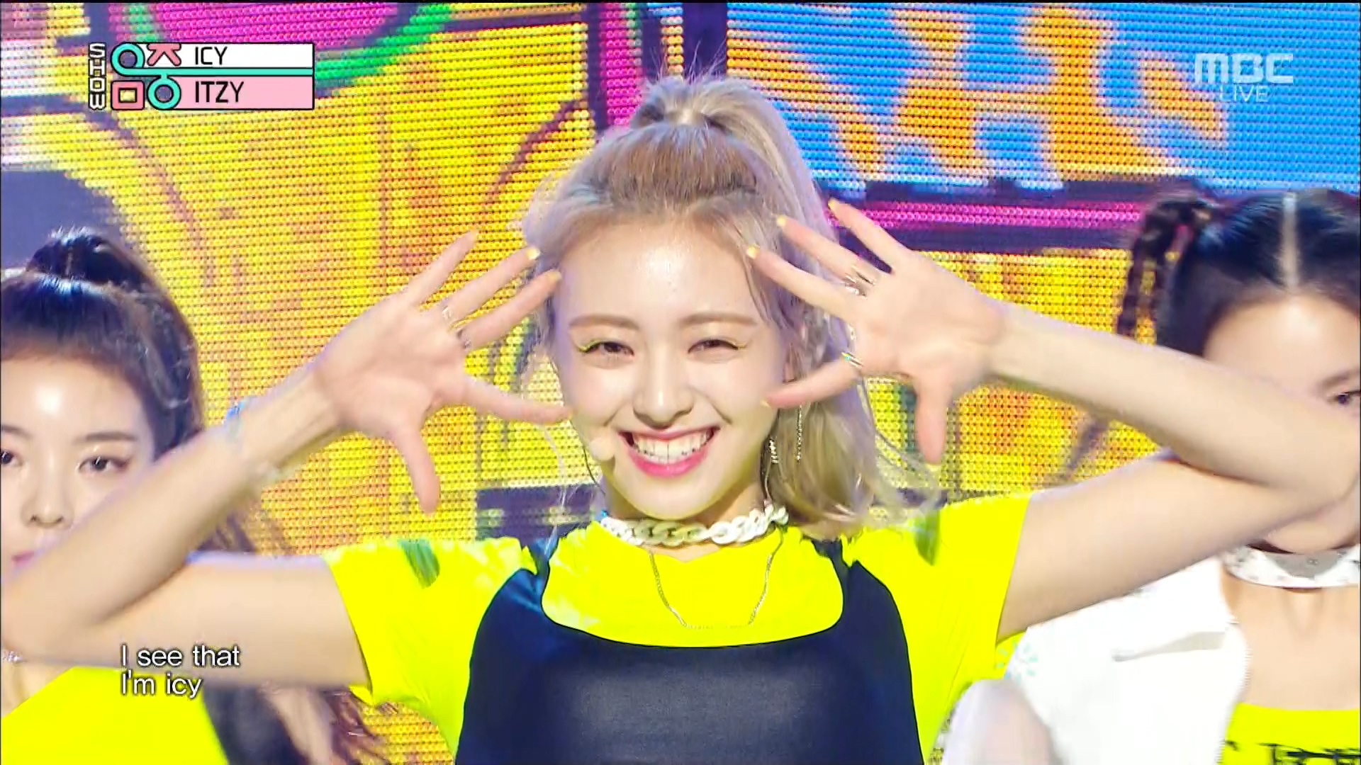 190810 MBC Music Core ITZY - ICY 1080i.H264.AC3-Skpb.ts_20190811_002330.545.jpg