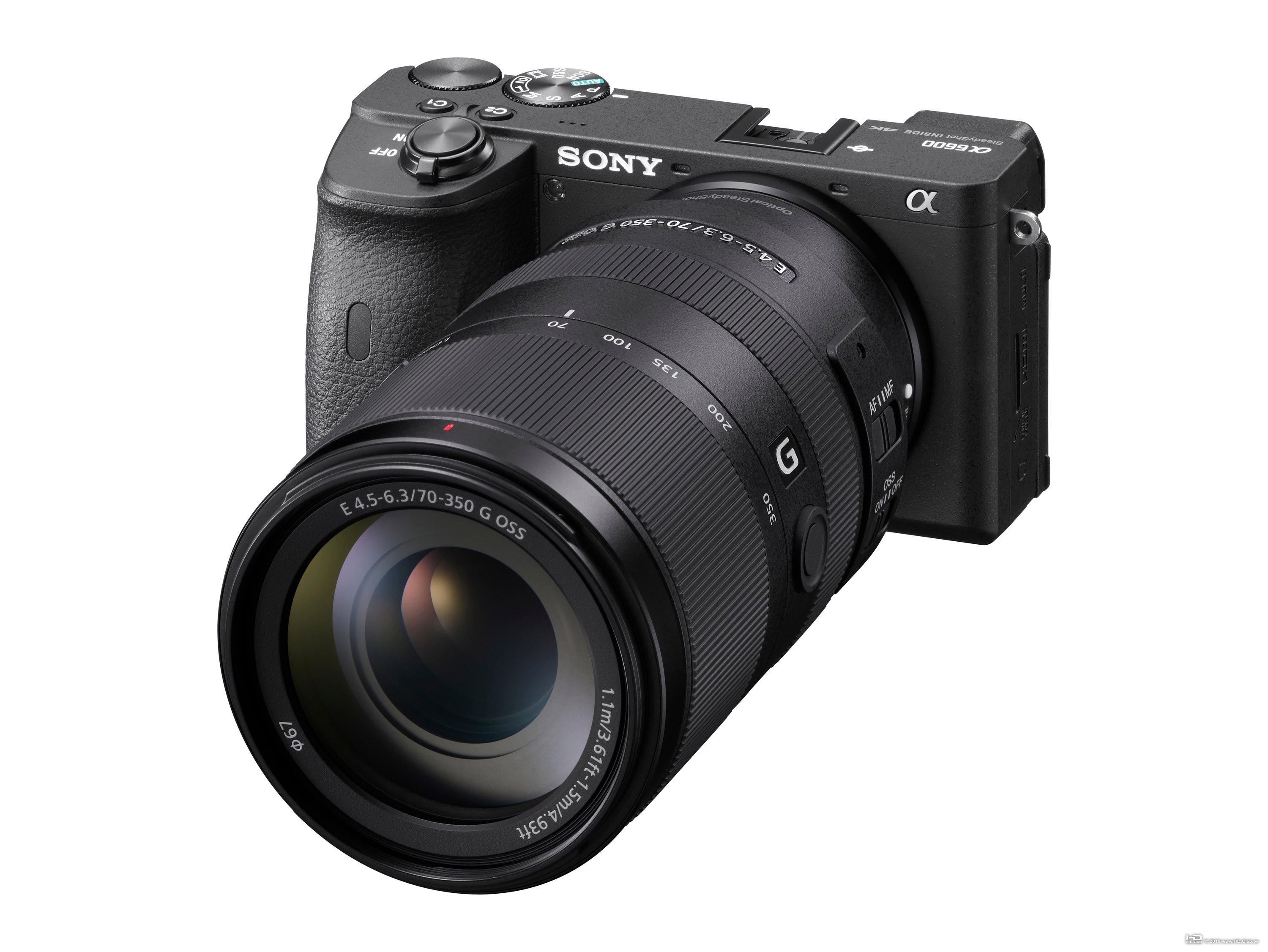 圖2) 具有 5 倍超望遠變焦的Sony  E 70-350 mm F4.5-6.3 G OSS 僅625克重，體積輕巧、.jpg