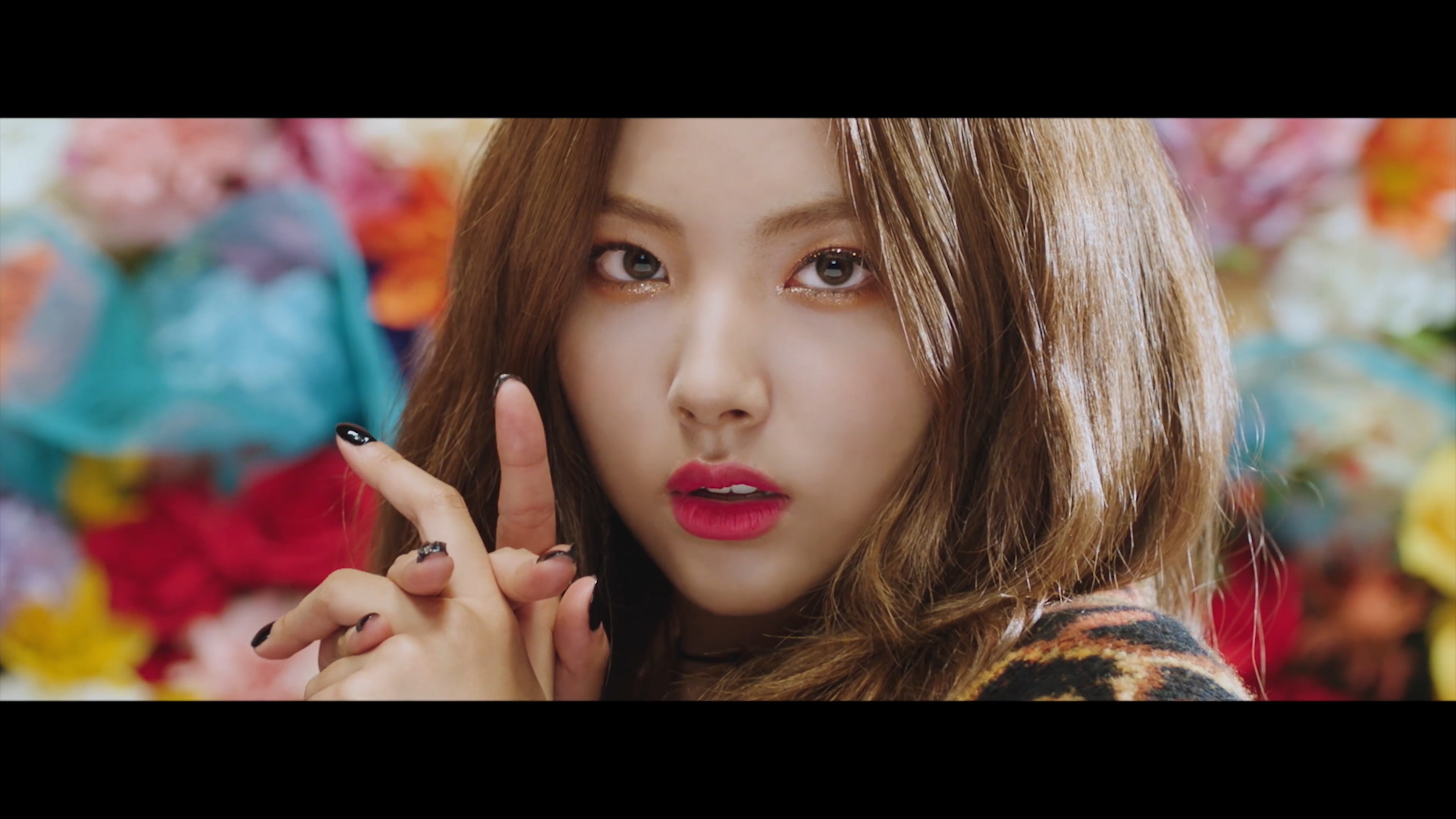 BVNDIT - Dumb (Naver 2160p).mp4_20191105_215603.589.jpg