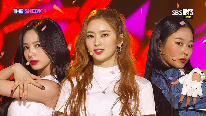 200218-SBS-THE-SHOW-Cherry-Bullet---Hands-Up.ts_snapshot_03.jpg