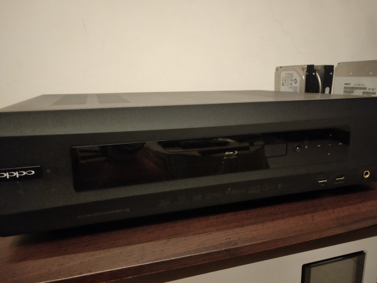 代友售一部OPPO BDP-105 (已越獄)