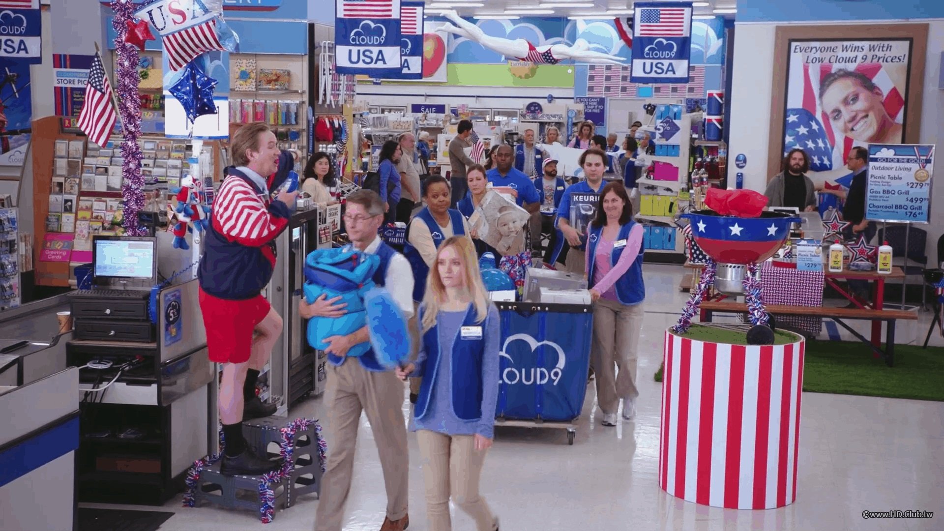 Superstore S01E12 1080p WEB-DL DD+ 5.1 x264-TrollHD.mkv_1593141292221.jpg