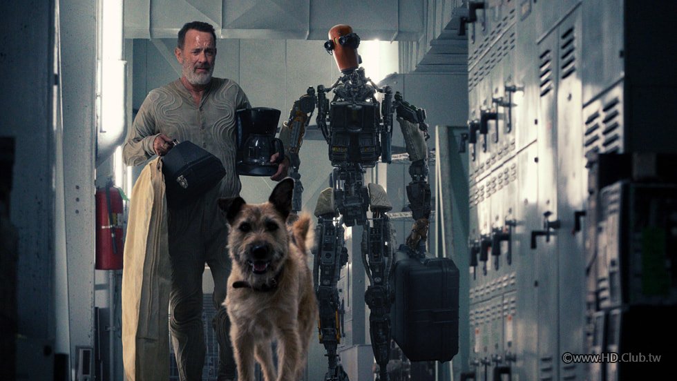 081221_Apple_Films_Tom_Hanks_Finch_big_image_post.jpg.large.jpg