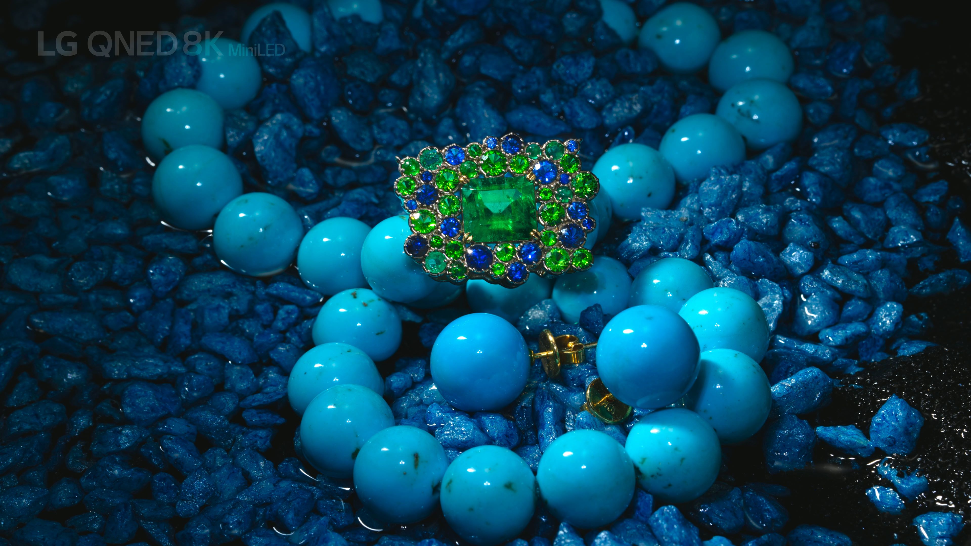 [HDR.LG.8K.演示片] 珠宝 LG QNED 8K MiniLED Jewel 8K HDR 60fps.mp4_20240208_120653.666.jpg