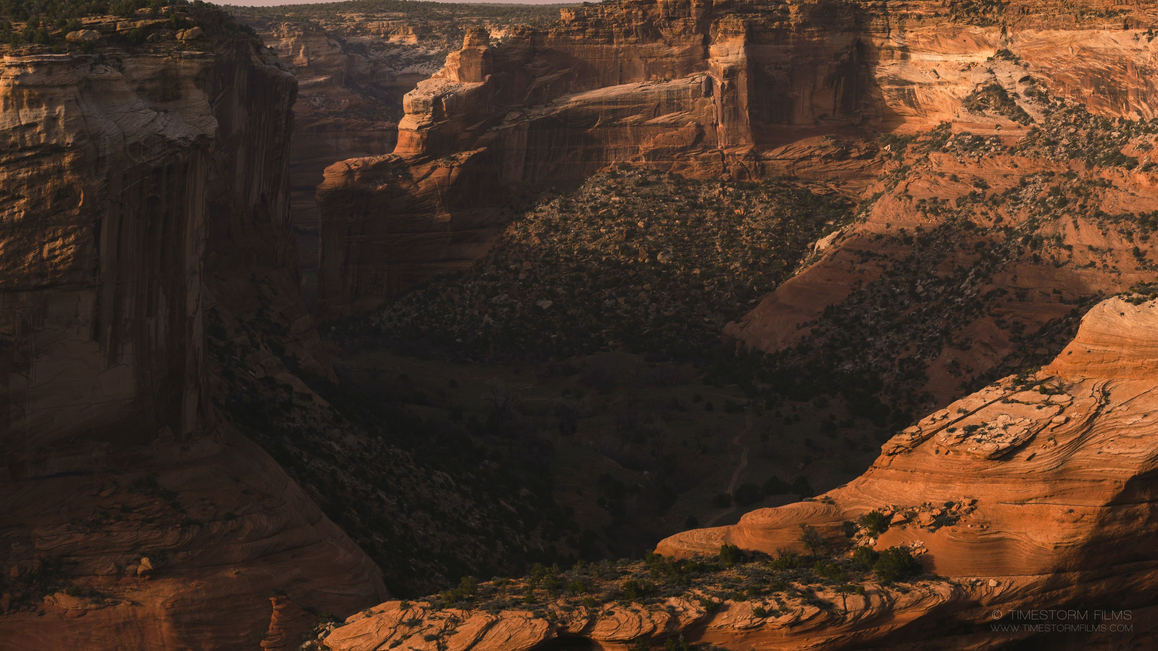 [HDR.TIMESTORM.8K.视频] 亚利桑那 ARIZONA 8K TIMELAPSE.mp4_20240208_121216.665.jpg