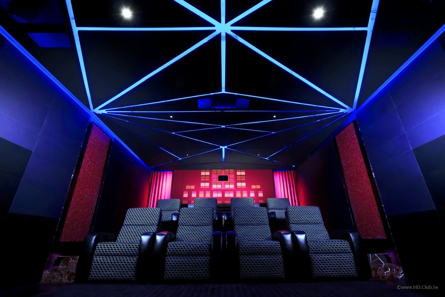 Blue-Ceiling-1536x1024.jpeg