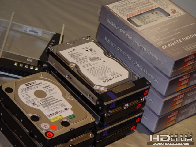 WD5000 AAKS 與 Seagate 11代