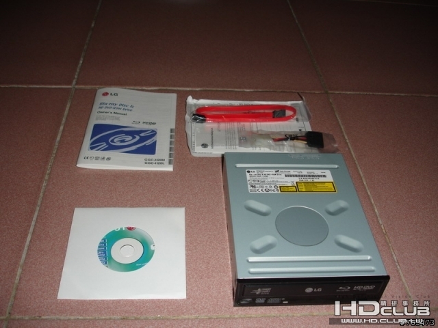 mobile01-b4afa62bf47570f88ff6e0728dc82bd9.jpg