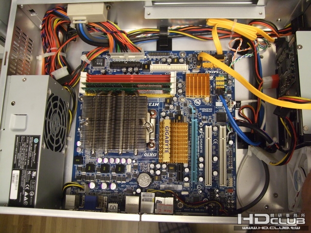 htpc2-4.jpg