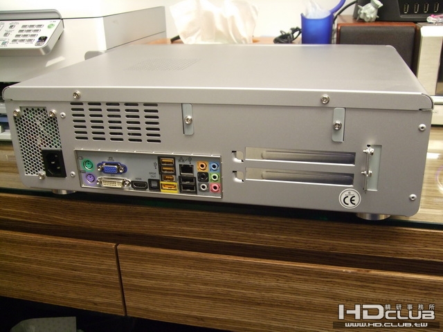 htpc2-9.jpg