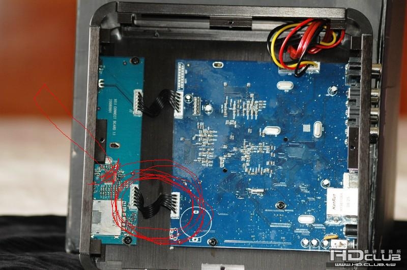 這個拔掉以後前面的讀卡機無作用後面的usb2個全部可以使用