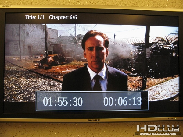撥放影片按INFO鈕時顯示的影片資訊，相對Sony S360少的多。