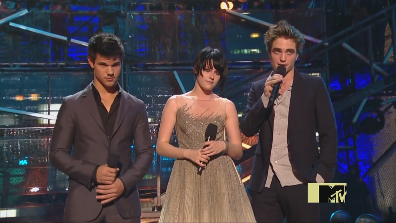 MTV.Video.Music.Awards.2009.720p.HDTV.H264.DD5.1[(105357)17-15-24].JPG