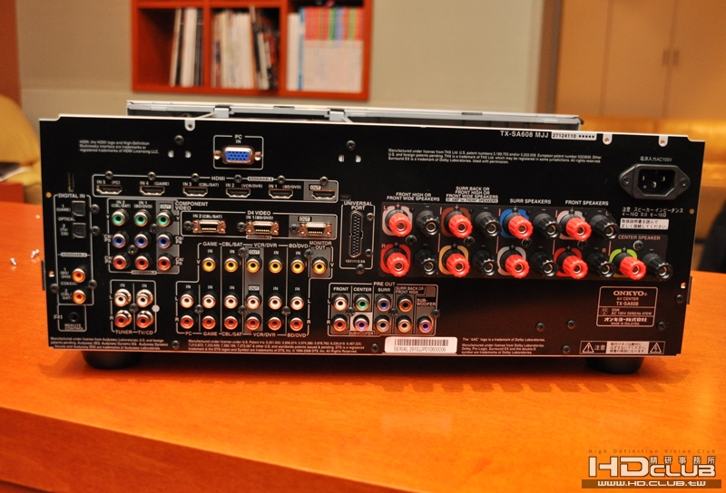 SA608-rear1_big.jpg