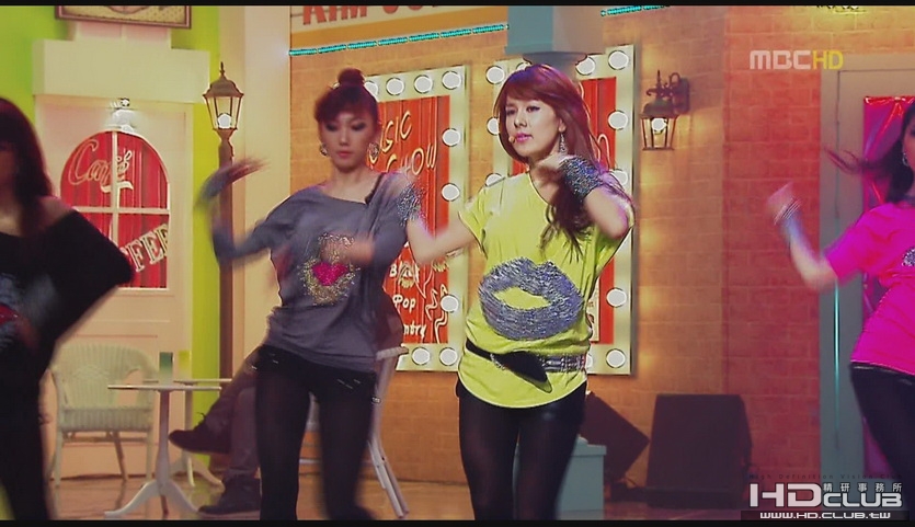 Chae.Yeon 090606 MBC  -  Shake[20-43-06].jpg